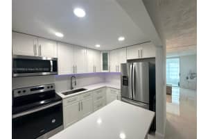 7300 NW 17th St APT 412, Plantation, FL 33313, Sold 11/27/24
