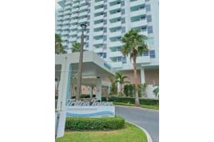 2899 Collins Ave APT 846, Miami Beach, FL 33140, Sold 02/28/25