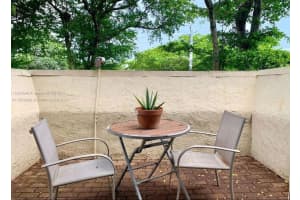 7300 NW 17th St APT 206, Plantation, FL 33313, Sold 10/01/24