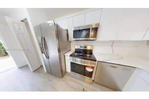 2921 SE 13th Rd, Homestead, FL 33035, Sold 09/20/24