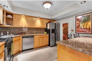 2750 NE 183rd St, Aventura, FL 33160, Sold 10/17/24