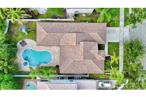 767 Verona Lake Dr, Weston, FL 33326, Sold 11/04/24