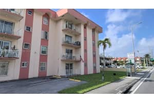 6820 W Flagler St, Miami, FL 33144, Sold 09/27/24