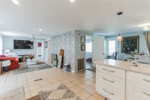 21610 NW 7th St, Pembroke Pines, FL 33029, Sold 10/07/24