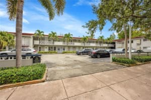 21 Edgewater Dr, Coral Gables, FL 33133, Sold 09/26/24