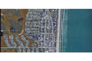300 N Brevard Avenue Cocoa Beach, FL 32931 - MLS#A11640205