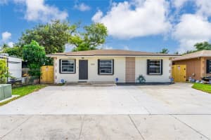 5712 SW 39th St, West Park, FL 33023, Sold 11/08/24