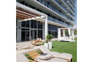 16385 Biscayne Blvd PH7, North Miami Beach, FL 33160 - MLS#A11640506