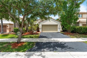 1527 Canary Island Dr, Weston, FL 33327, Sold 11/05/24