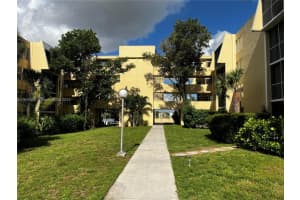 920 NE 199th St #1K, Miami, FL 33179, Sold 01/15/25