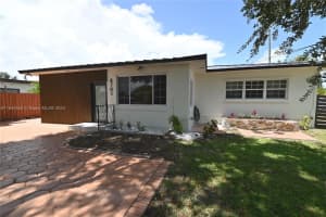 6701 SW 28th St, Miami, FL 33155, Sold 11/12/24
