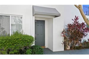 712 SE 2nd St, Pompano Beach, FL 33060, Sold 12/09/24