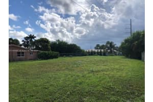 12xx Sw 84 Ave Miami, FL 33144 - MLS#A11640861