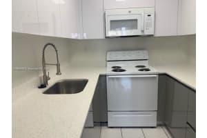 1101 SW 122nd Ave APT 205, Miami, FL 33184, Sold 11/04/24