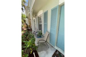 7820 Dixie Beach Cir, Tamarac, FL 33321, Sold 10/25/24