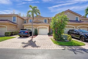 4123 Crystal Lake Dr, Pompano Beach, FL 33064, Sold 09/06/24