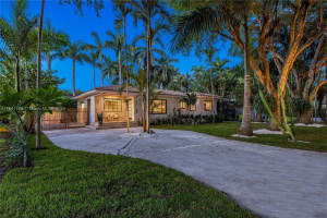 249 NW 86th St, El Portal, FL 33150, Sold 09/27/24