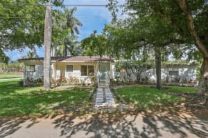 300 N 13th Ave, Hollywood, FL 33019, Sold 10/17/24