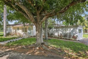 300 N 13th Ave, Hollywood, FL 33019, Sold 10/17/24