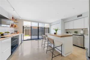 11231 NW 16th St, Pembroke Pines, FL 33026, Sold 09/26/24