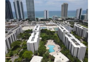 17021 N Bay Rd APT 206, Sunny Isles Beach, FL 33160, Sold 12/17/24