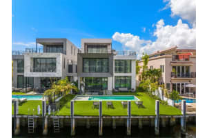 2719 NE 14th St, Fort Lauderdale, FL 33304, Sold 02/03/25
