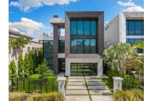 2719 NE 14th St, Fort Lauderdale, FL 33304, Sold 02/03/25