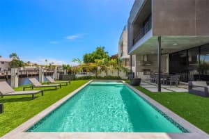 2719 NE 14th St, Fort Lauderdale, FL 33304, Sold 02/03/25
