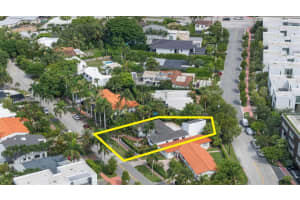 911 W 47th Ct, Miami Beach, FL 33140, Sold 12/05/24