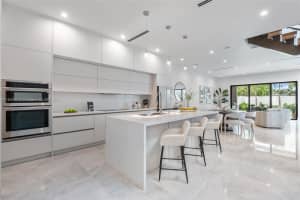 1209 NE 11th Ave b, Fort Lauderdale, FL 33304, Sold 11/15/24