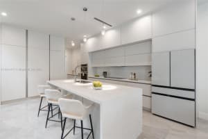 1209 NE 11th Ave b, Fort Lauderdale, FL 33304, Sold 11/15/24