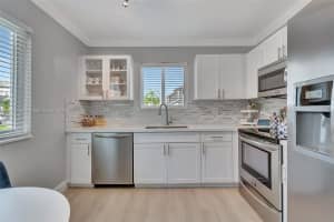 1424 SW 47th Ave, Deerfield Beach, FL 33442, Sold 09/25/24