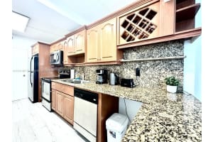 100 Lincoln Rd #1032, Miami Beach, FL 33139, - MLS#A11641497