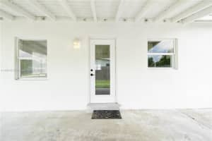 421 SE Solaz Ave, Port St. Lucie, FL 34983, Sold 10/25/24