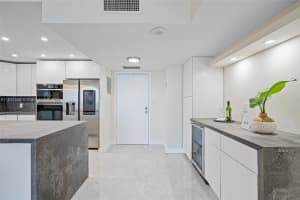 3800 S Ocean Dr APT 1704, Hollywood, FL 33019, Sold 10/21/24