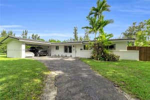 1295 Thrush Ave, Miami Springs, FL 33166, Sold 11/12/24