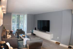 16950 W Dixie Hwy b220, North Miami Beach, FL 33160, Sold 11/07/24