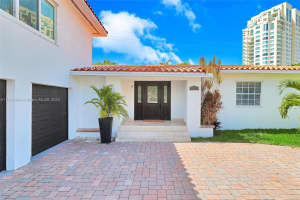 1217 Seabreeze Blvd, Fort Lauderdale, FL 33316, Sold 12/20/24