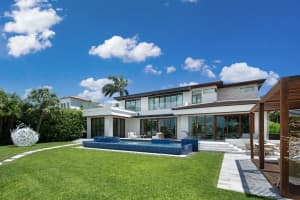 100 Bal Bay Dr, Bal Harbour