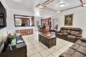 19300 NW 50th Ave, Miami Gardens, FL 33055, Sold 10/04/24