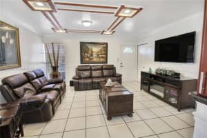 19300 NW 50th Ave, Miami Gardens, FL 33055, Sold 10/04/24