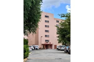 9688 Fontainebleau Blvd APT 105, Miami, FL 33172, Sold 10/17/24