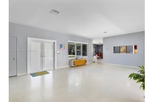 841 NE 98th St, Miami Shores, FL 33138, Sold 03/21/25