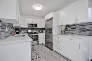1100 SE 3rd St, Pompano Beach, FL 33060, Sold 09/26/24