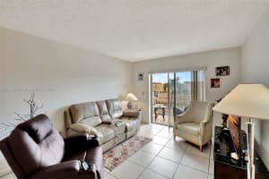 6820 W Flagler St APT 202, Miami, FL 33144, Sold 06/30/25