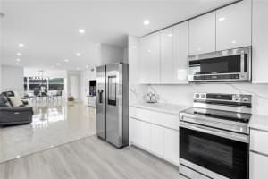9541 Sunrise Lakes Blvd APT 301, Sunrise, FL 33322, Sold 12/06/24