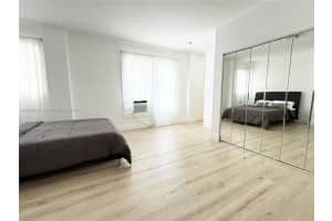 842 Meridian Ave APT 2G, Miami Beach, FL 33139, Sold 11/06/24