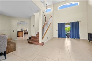 555 Hiking Tr, West Melbourne, FL 32904, Sold 04/03/25