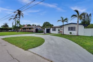 7611 NW 13th St, Pembroke Pines, FL 33024, Sold 09/23/24