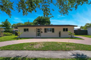 2720 SW 92nd Ave, Miami, FL 33165, Sold 10/07/24